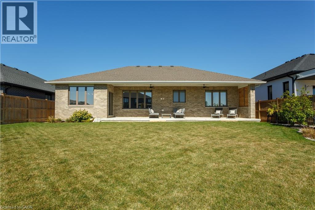3591 Mia Lane, Camlachie, Ontario  N0N 1E0 - Photo 35 - 40872720