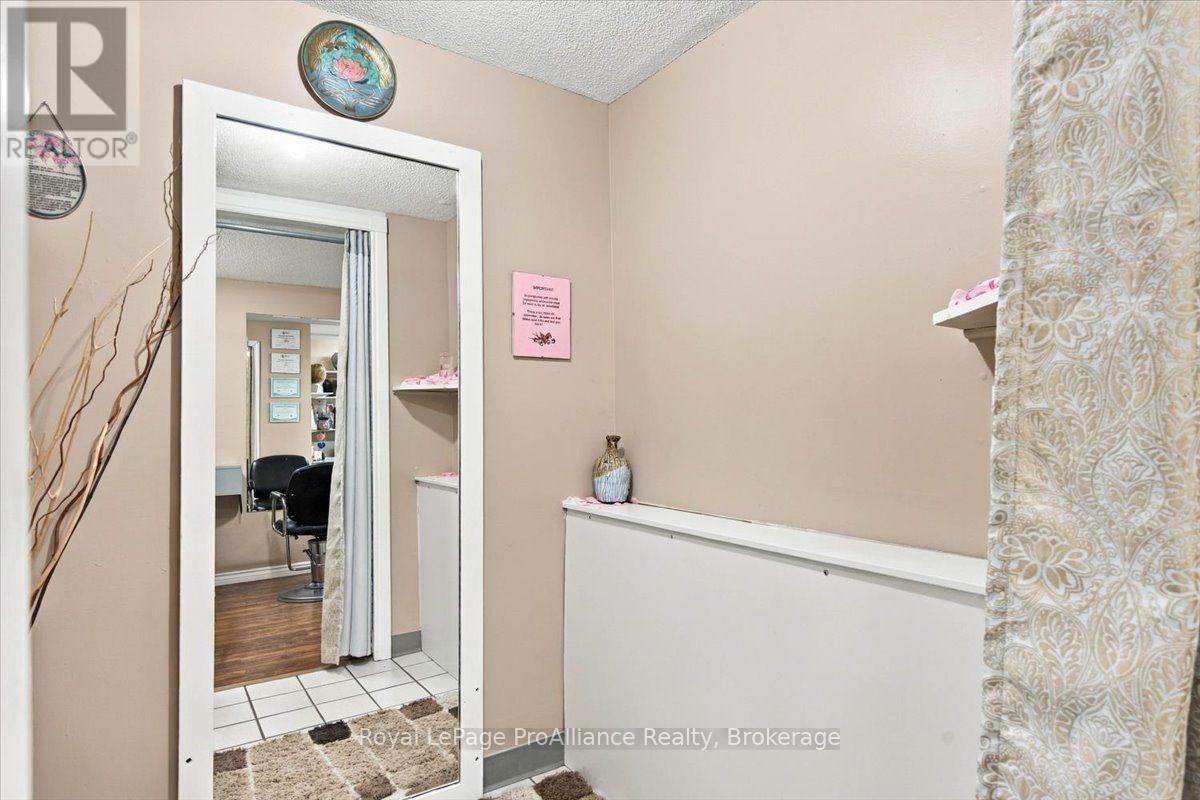 291 Pinnacle Street, Belleville, Ontario  K8N 3B3 - Photo 12 - X14114022