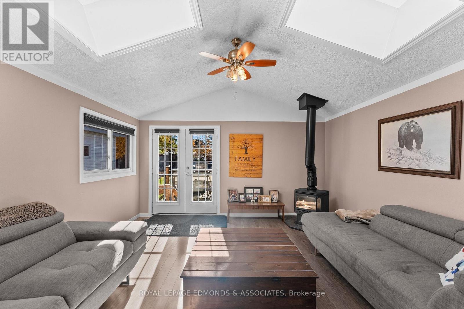 10 Sunset Crescent, Petawawa, Ontario  K8H 2L7 - Photo 21 - X14114058