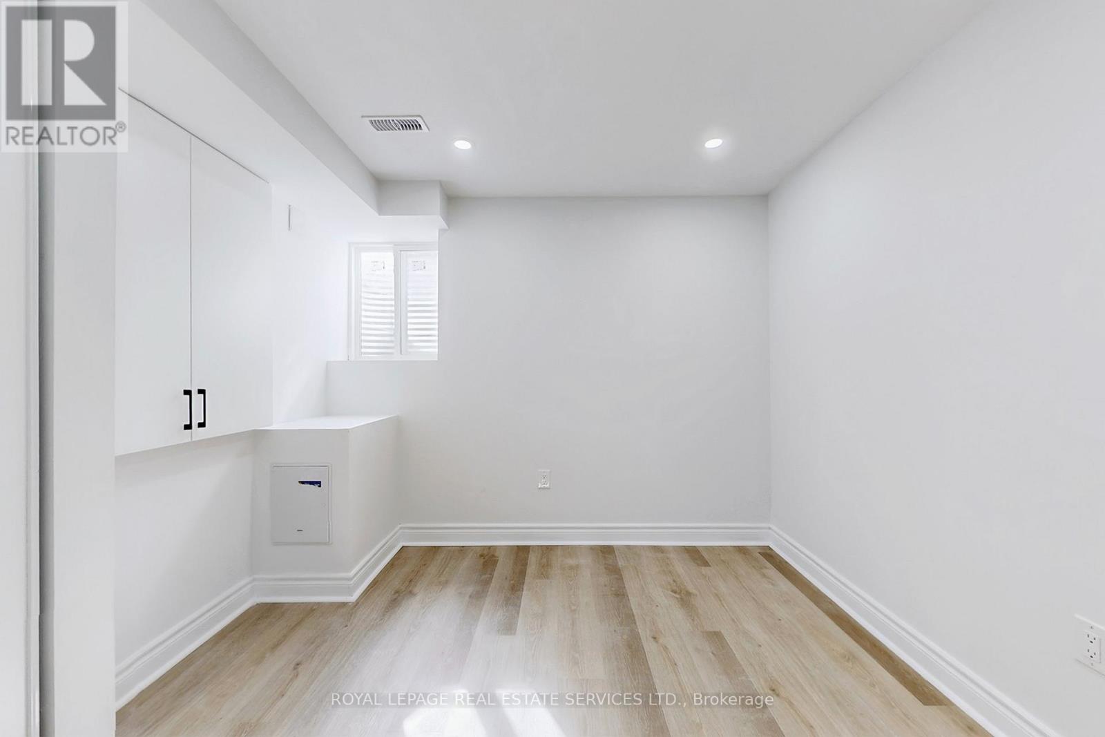 Basement A - 1388 Sycamore Garden, Milton (Cb Cobban), Ontario  L9E 1R3 - Photo 6 - W14114034