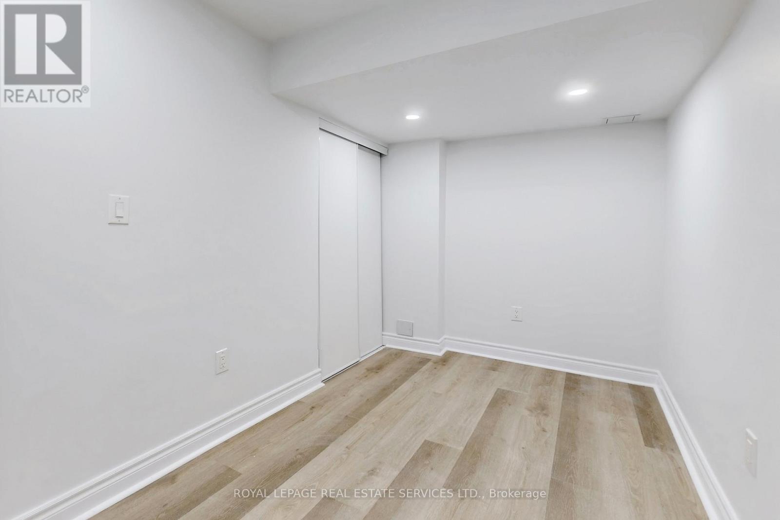Basement A - 1388 Sycamore Garden, Milton (Cb Cobban), Ontario  L9E 1R3 - Photo 7 - W14114034