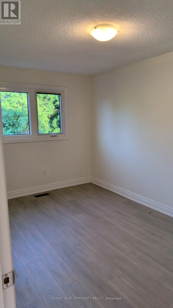 Upper - 4 Malabar Crescent S, Brampton, Ontario  L6S 3X8 - Photo 14 - W14114070