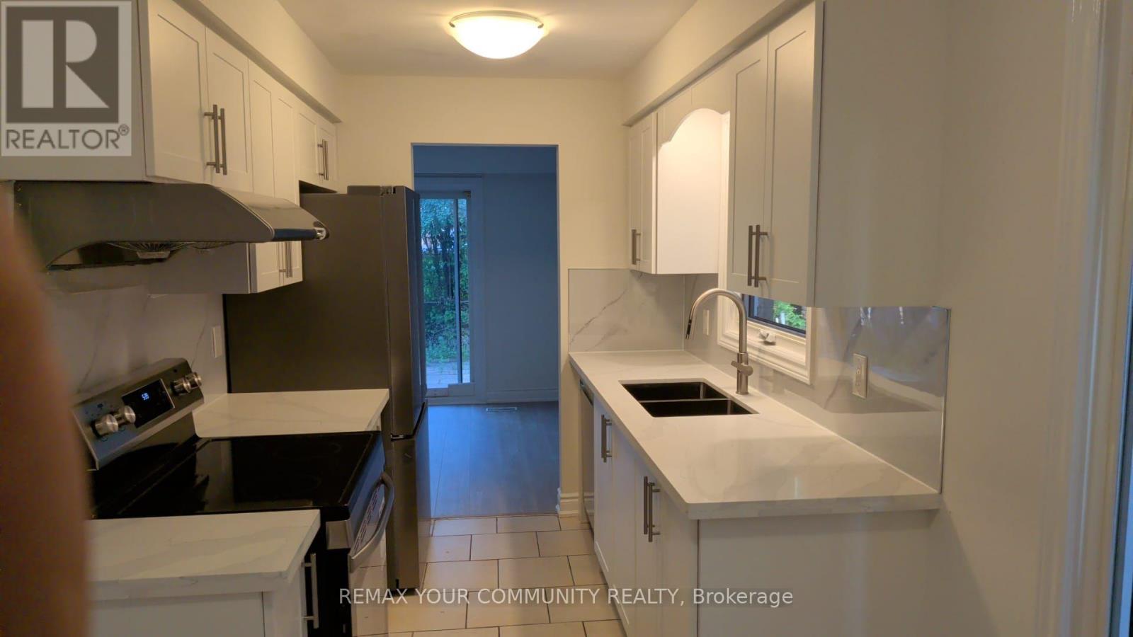 Upper - 4 Malabar Crescent S, Brampton, Ontario  L6S 3X8 - Photo 17 - W14114070