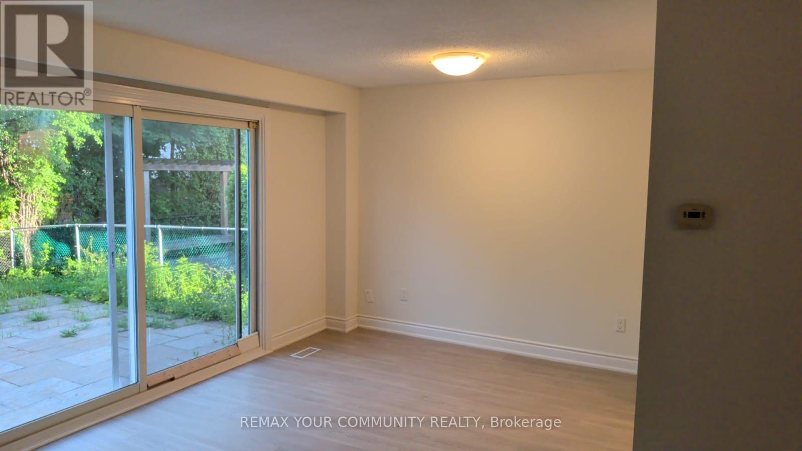 Upper - 4 Malabar Crescent S, Brampton, Ontario  L6S 3X8 - Photo 5 - W14114070