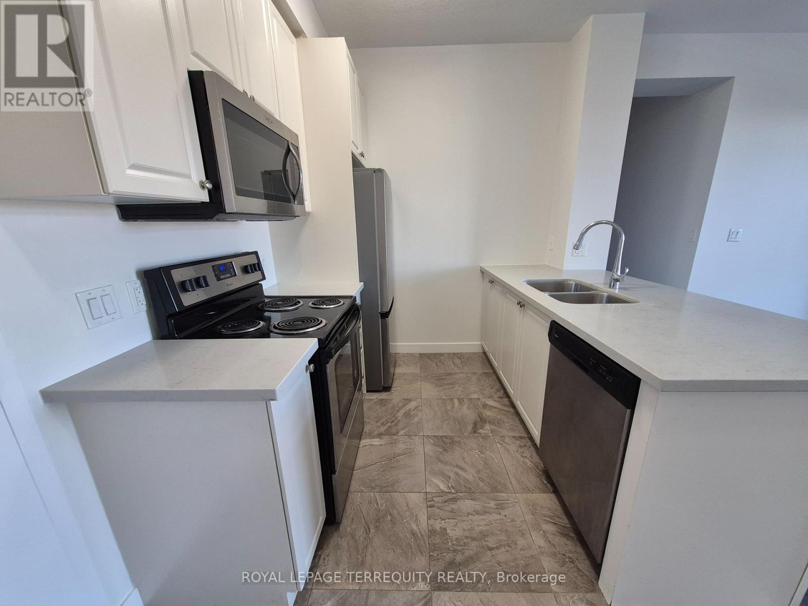 422 - 2490 Old Bronte Road, Oakville, Ontario  L6M 0Y5 - Photo 2 - W14114100
