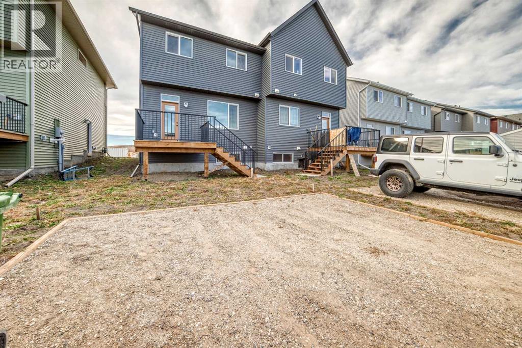84 Creekside Rise SW, Calgary, Alberta  T2X 6G8 - Photo 42 - A2353868
