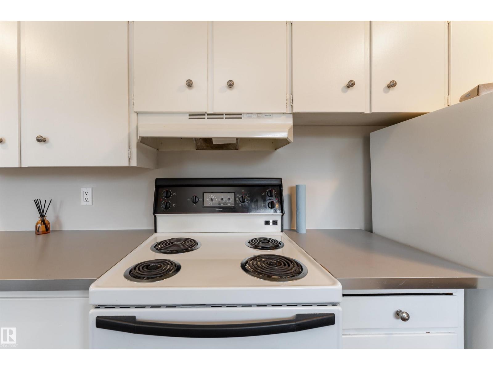 993 Cedar St, Sherwood Park, Alberta  T8A 2E8 - Photo 14 - E4514180