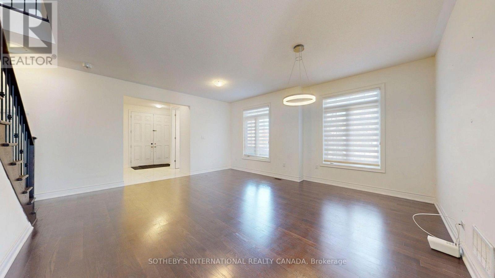 60 Sharonview Crescent, East Gwillimbury, Ontario  L9N 0S5 - Photo 7 - N14096660