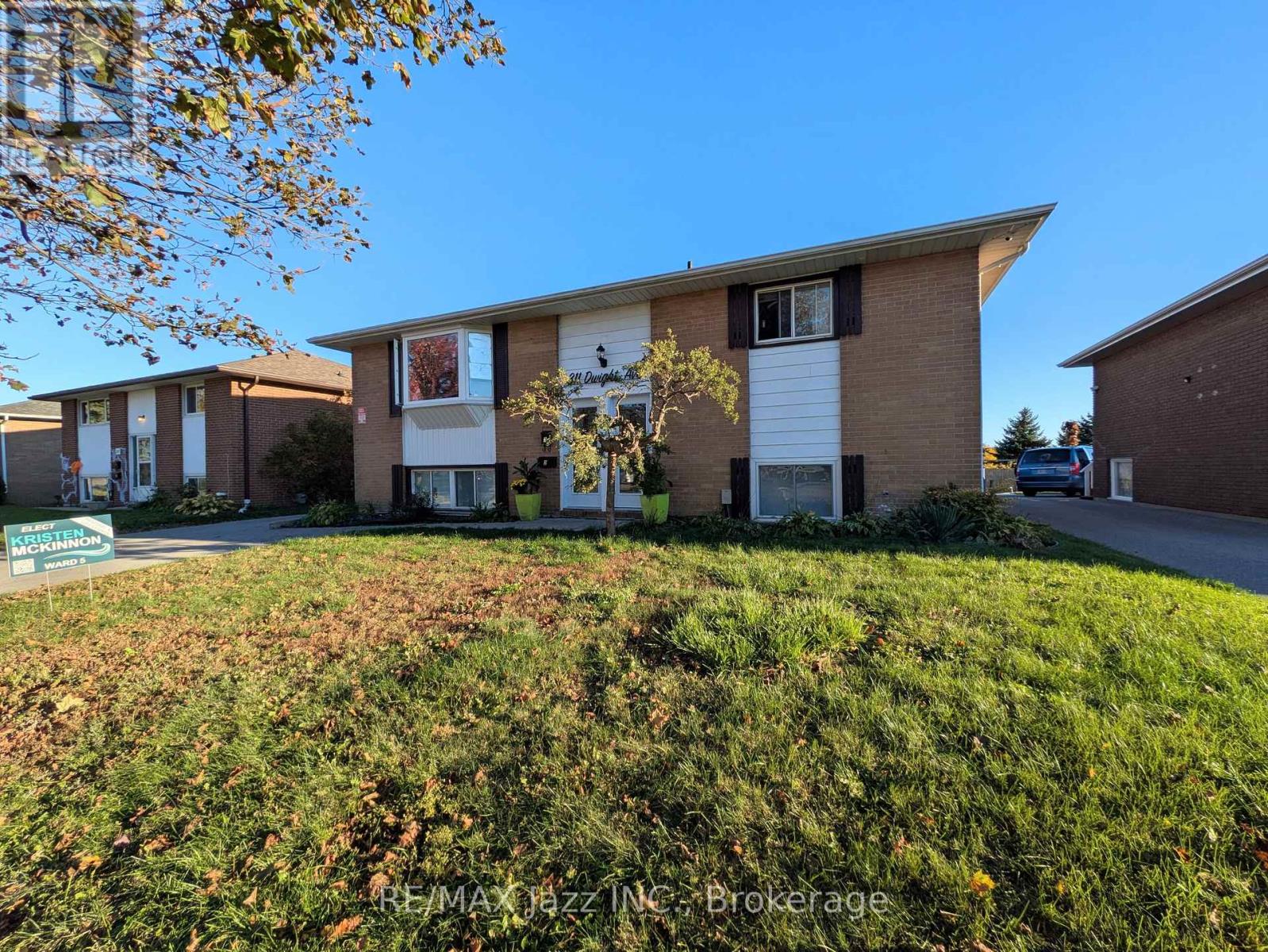 2 - 311 Dwight Avenue, Oshawa, Ontario  L1J 1K8 - Photo 2 - E14114126