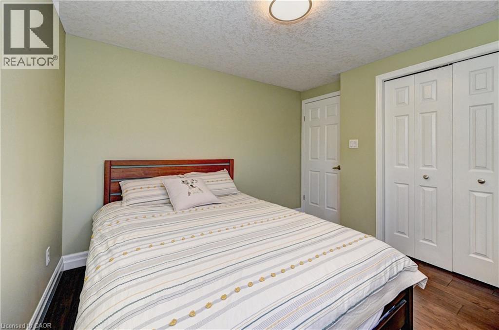 733 Chesapeake Drive, Waterloo, Ontario  N2K 4G3 - Photo 34 - 40873799