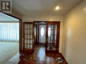Upper Level - 13820 Dixie Road W, Caledon, Ontario  L7C 2L9 - Photo 6 - W14114120