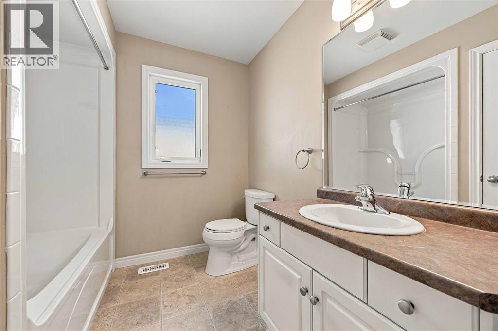 5700 Blackwell Sideroad Unit# 135, Sarnia, Ontario  N7W 1B7 - Photo 36 - 26021007
