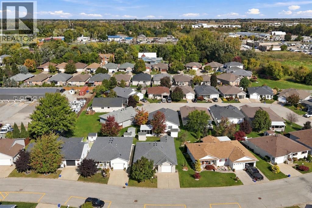 5700 Blackwell Sideroad Unit# 135, Sarnia, Ontario  N7W 1B7 - Photo 5 - 26021007