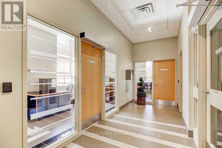 1005 - 4 Elsinore Path, Toronto, Ontario  M8V 4G7 - Photo 28 - W14111068