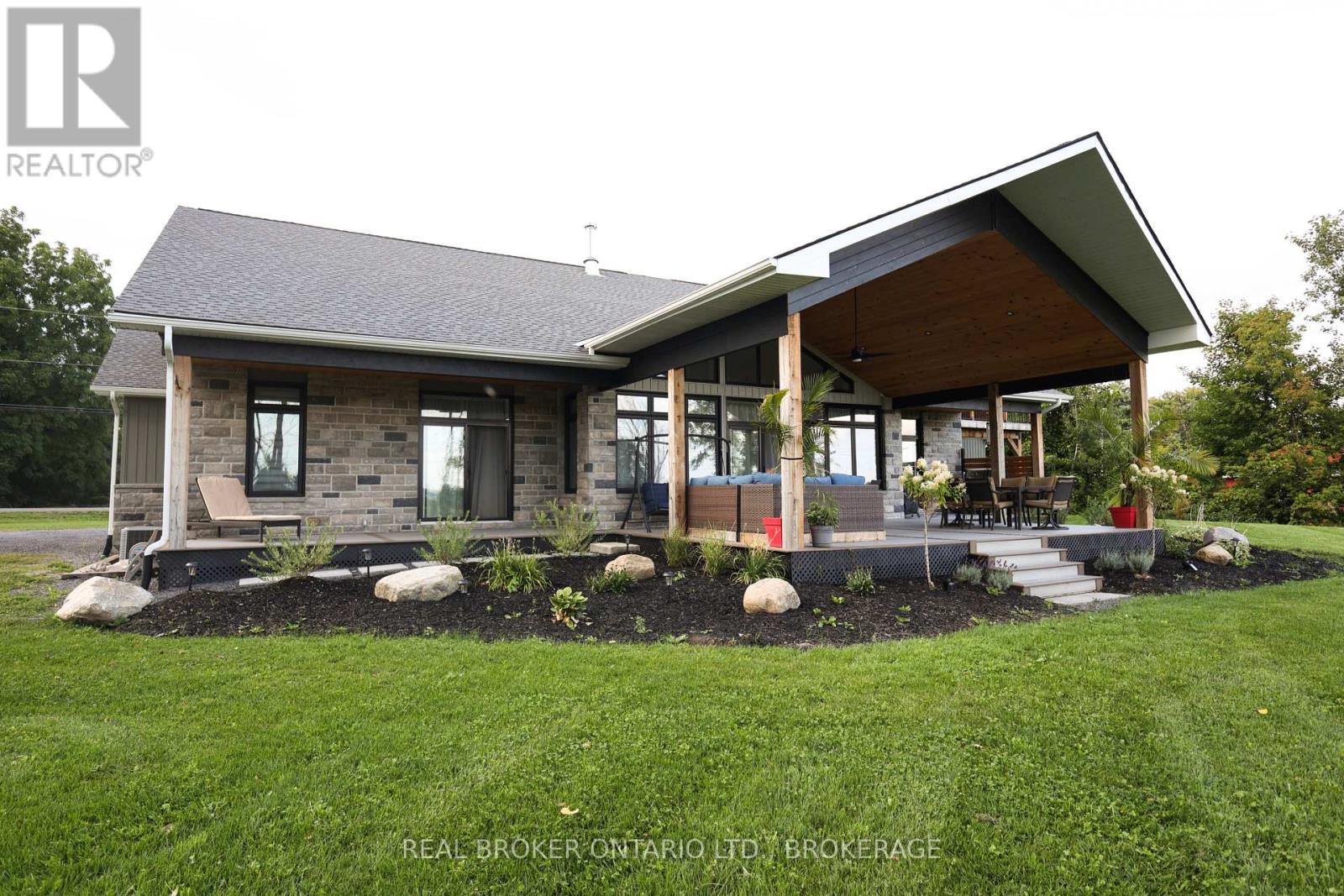15616 Manning Road, South Stormont, Ontario K0C 1M0 - Photo 5 - X14114178