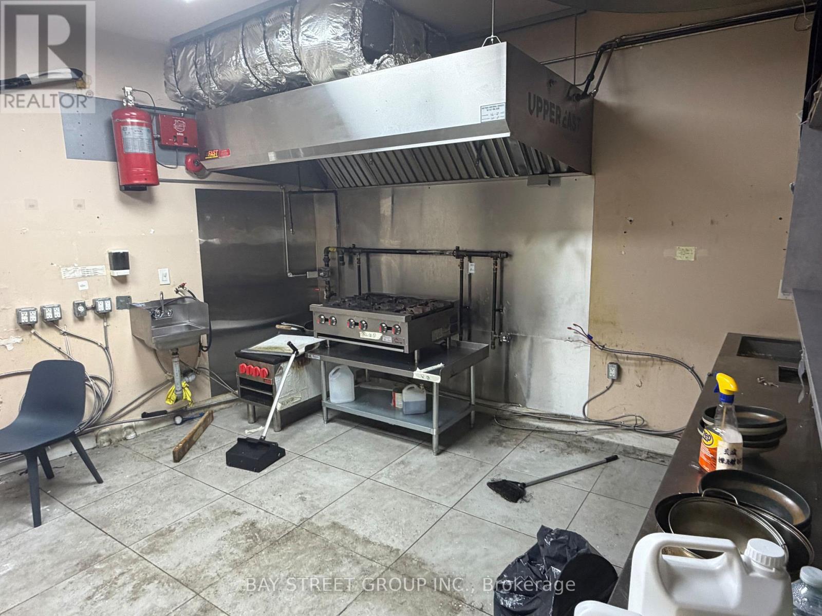 5317 Yonge Street, Toronto, Ontario  M2N 5R4 - Photo 4 - C14114166