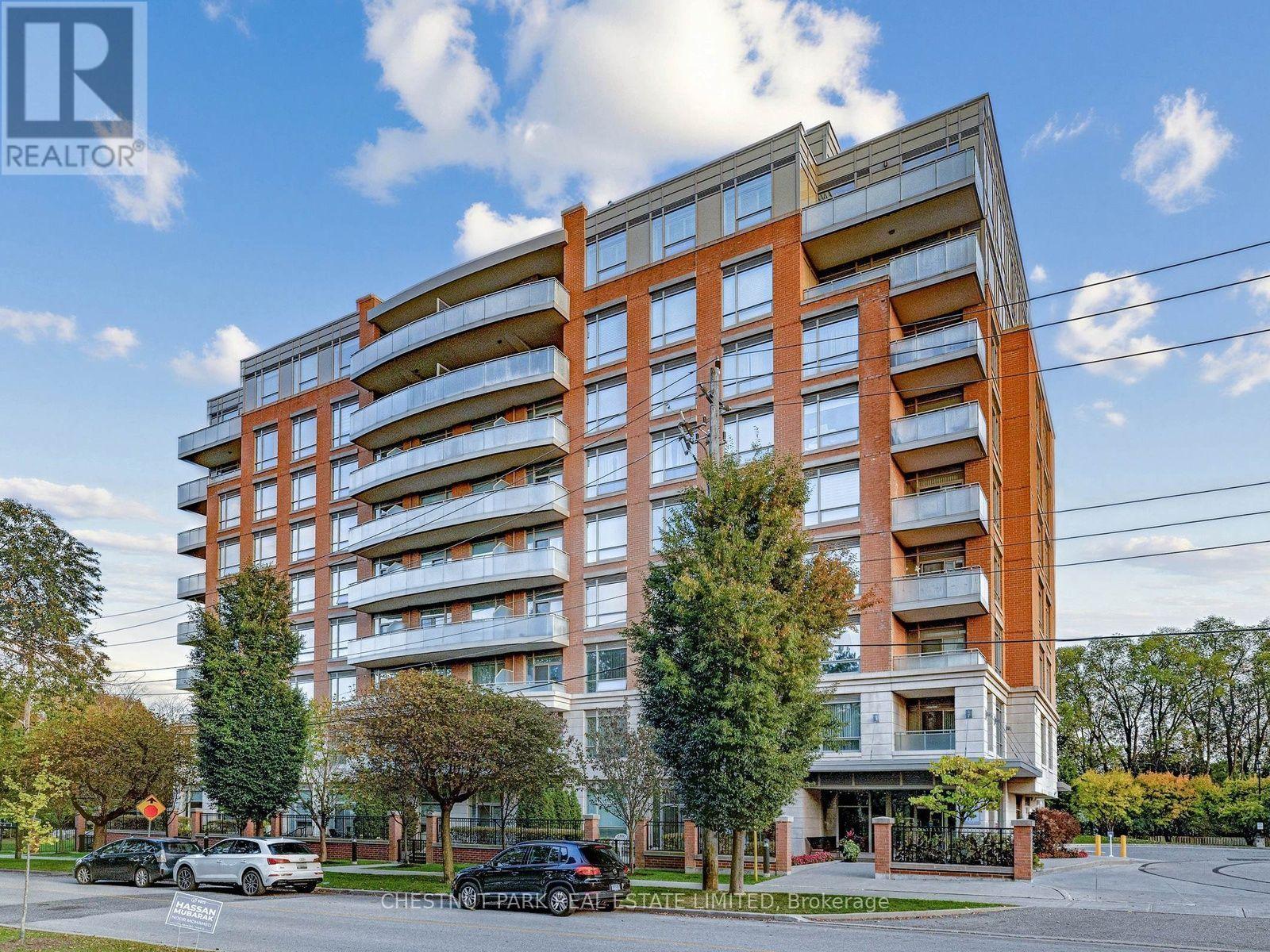404 - 17 RUDDINGTON DRIVE, Toronto, Ontario