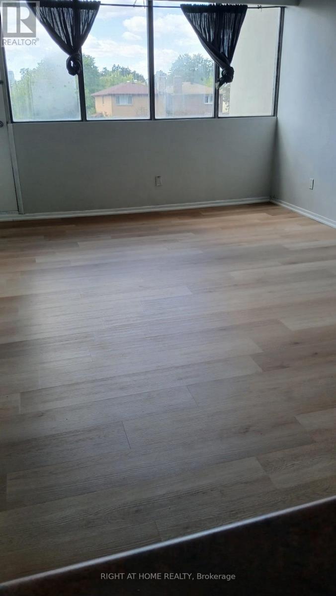 401 - 40 Bay Mills Boulevard, Toronto, Ontario  M1T 3P5 - Photo 2 - E14114162