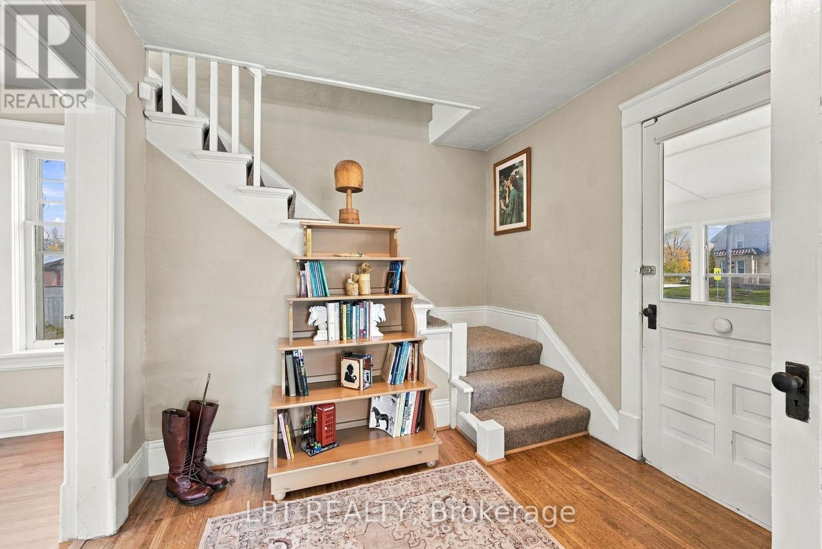 151 Parkhill Main Street, North Middlesex, Ontario  N0M 2K0 - Photo 10 - X14114190