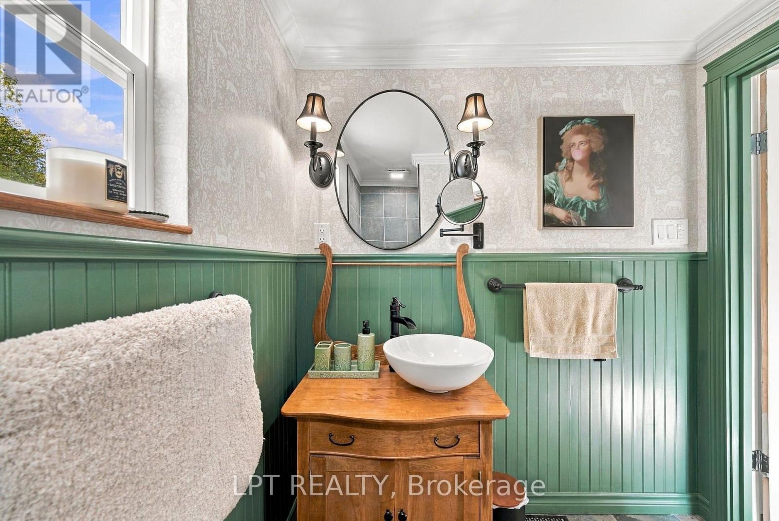 151 Parkhill Main Street, North Middlesex, Ontario  N0M 2K0 - Photo 24 - X14114190