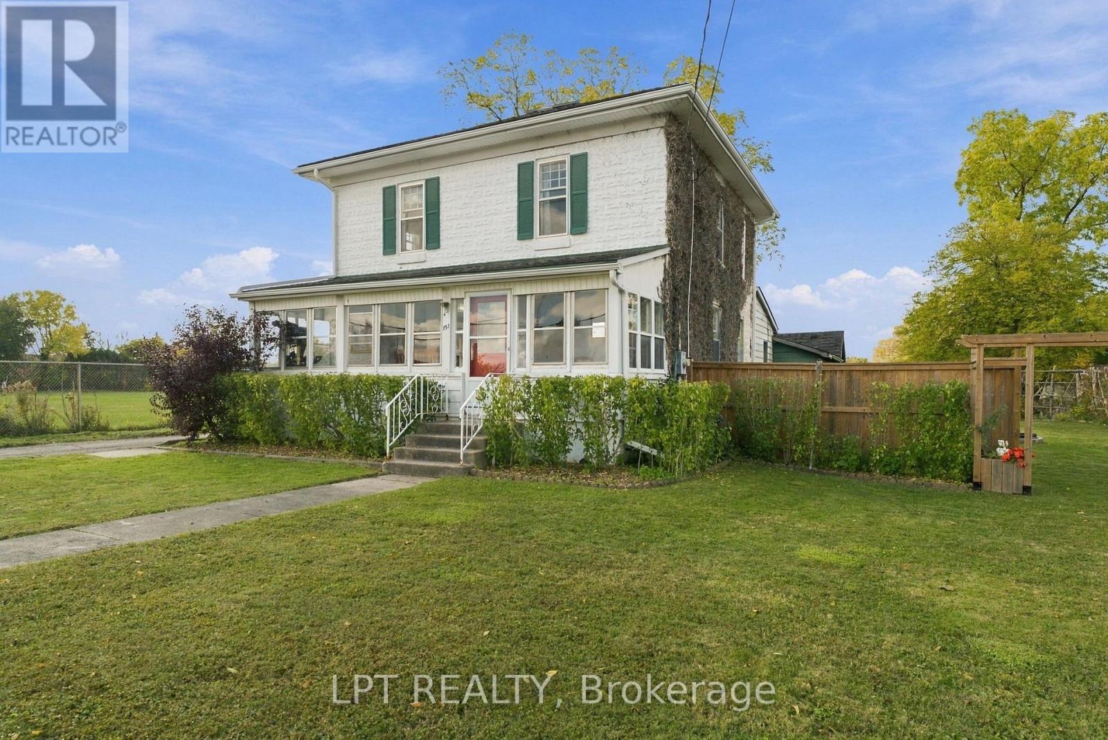151 Parkhill Main Street, North Middlesex, Ontario  N0M 2K0 - Photo 3 - X14114190
