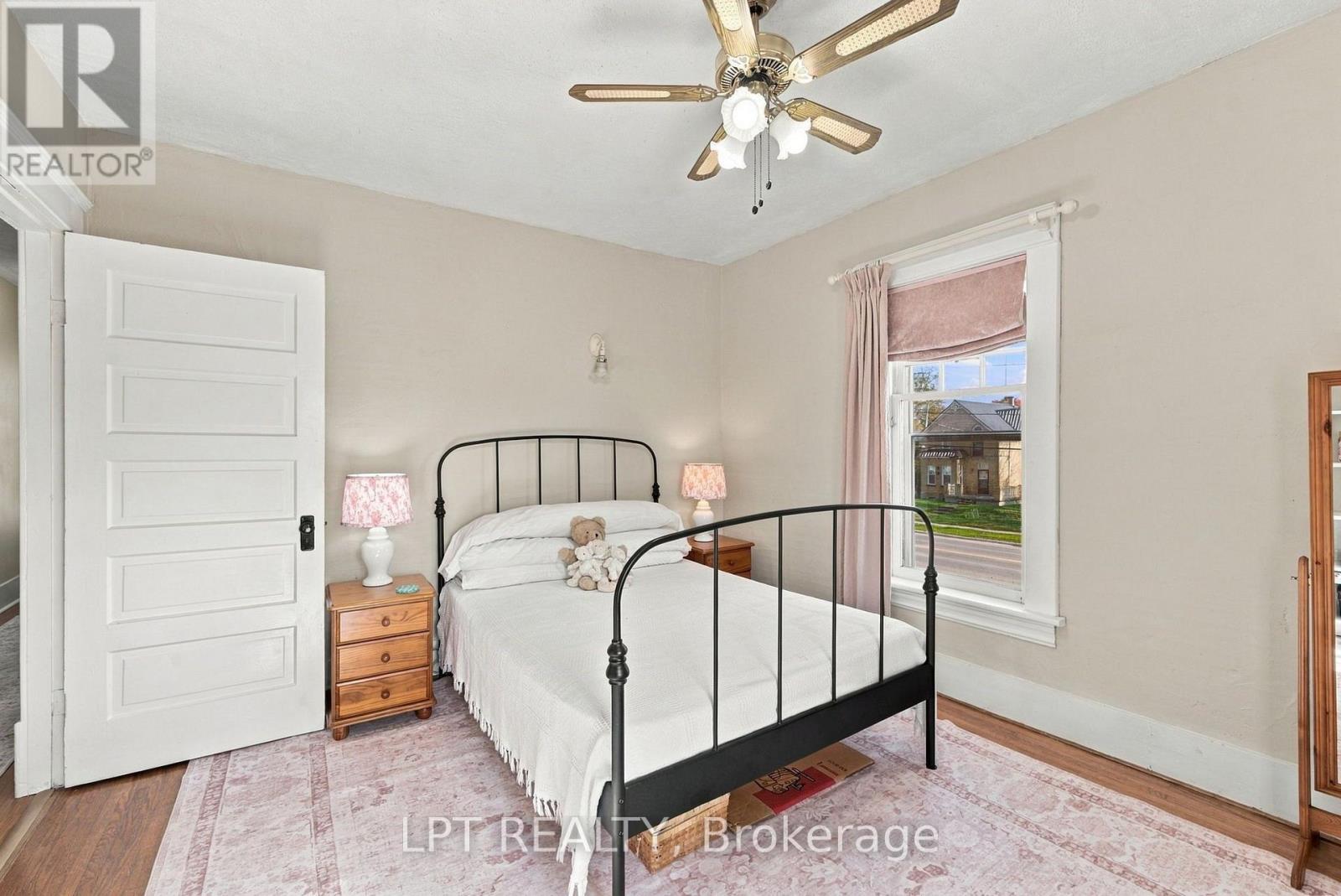 151 Parkhill Main Street, North Middlesex, Ontario  N0M 2K0 - Photo 31 - X14114190