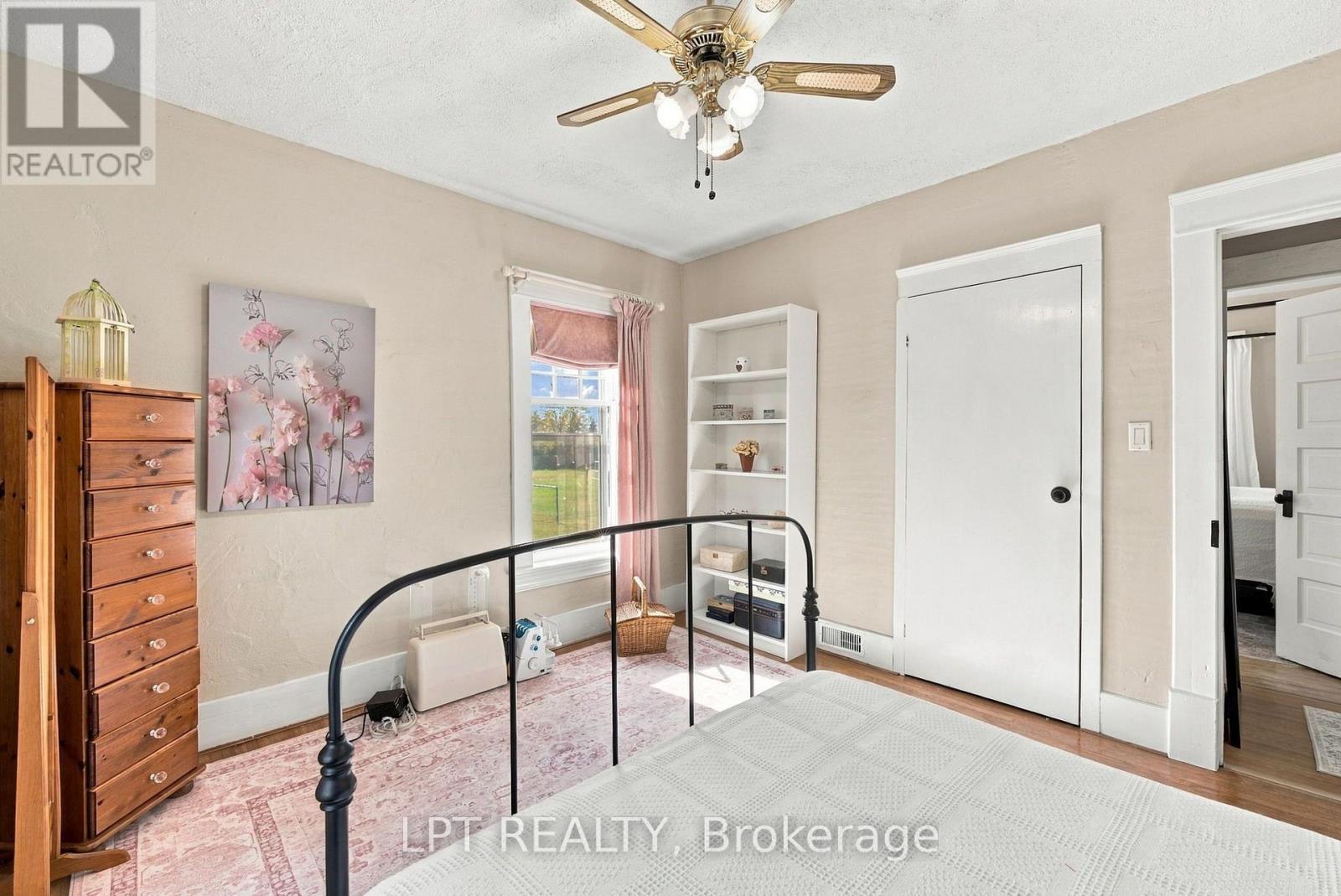 151 Parkhill Main Street, North Middlesex, Ontario  N0M 2K0 - Photo 32 - X14114190