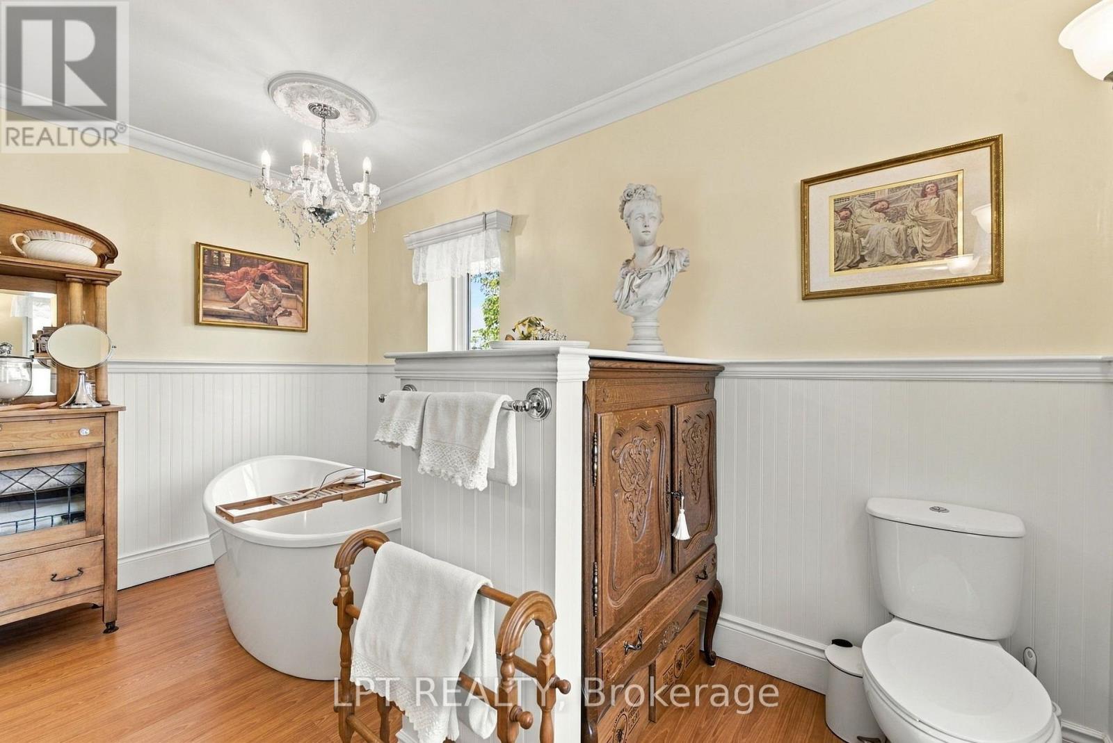 151 Parkhill Main Street, North Middlesex, Ontario  N0M 2K0 - Photo 36 - X14114190