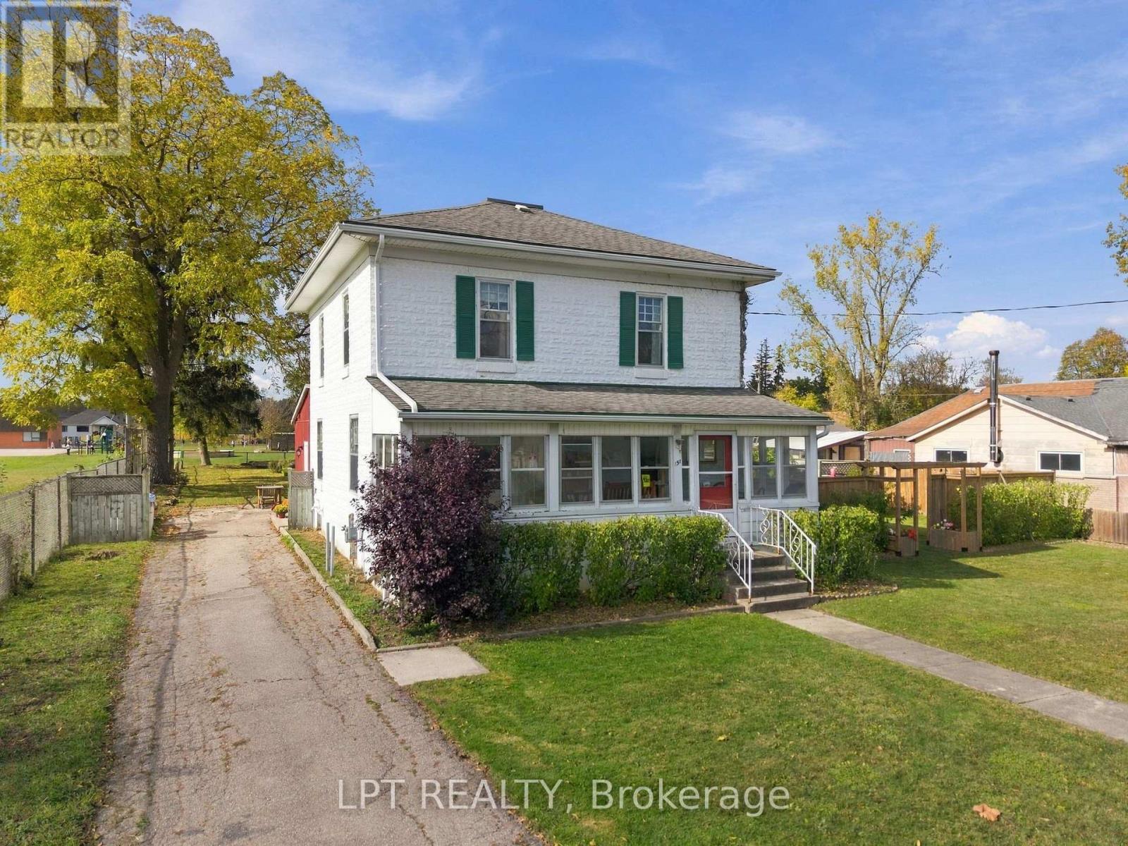 151 Parkhill Main Street, North Middlesex, Ontario  N0M 2K0 - Photo 4 - X14114190