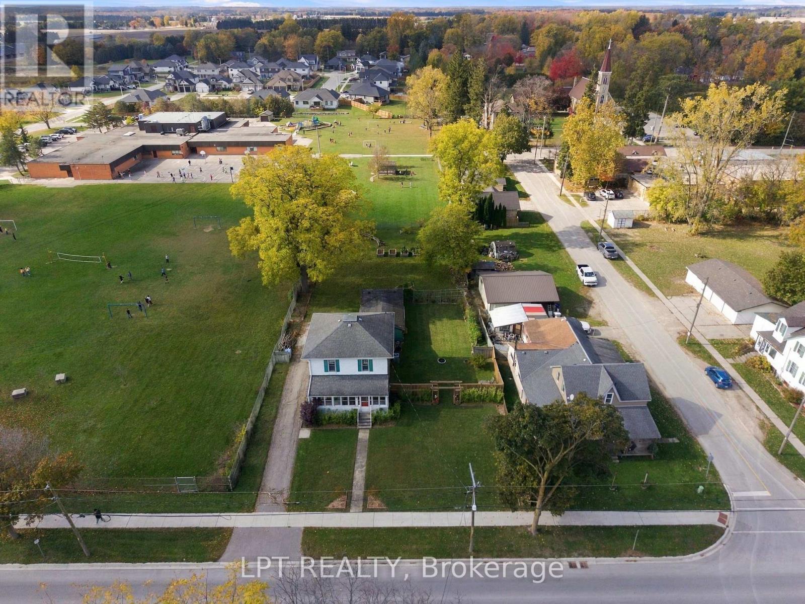151 Parkhill Main Street, North Middlesex, Ontario  N0M 2K0 - Photo 6 - X14114190