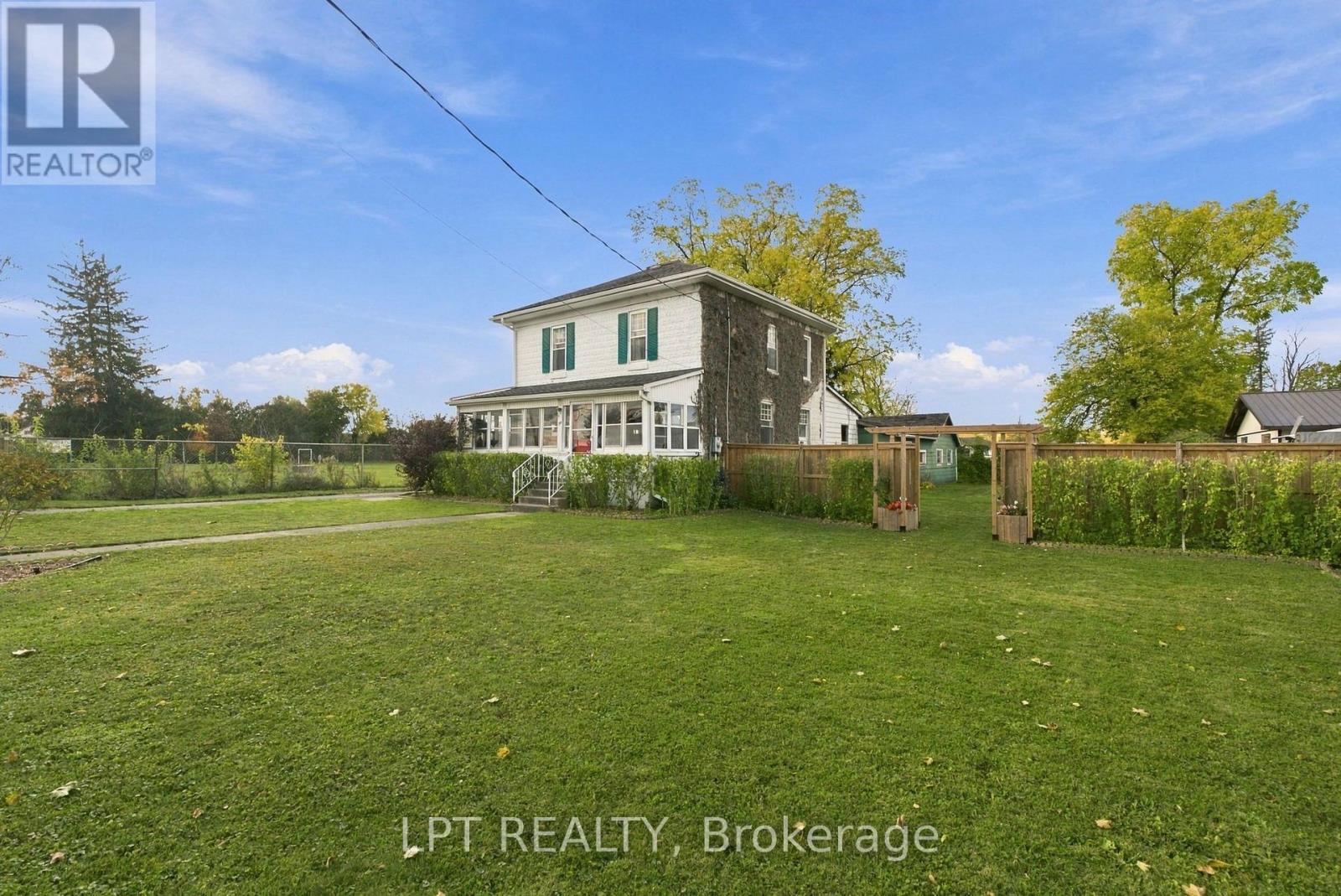 151 Parkhill Main Street, North Middlesex, Ontario  N0M 2K0 - Photo 8 - X14114190
