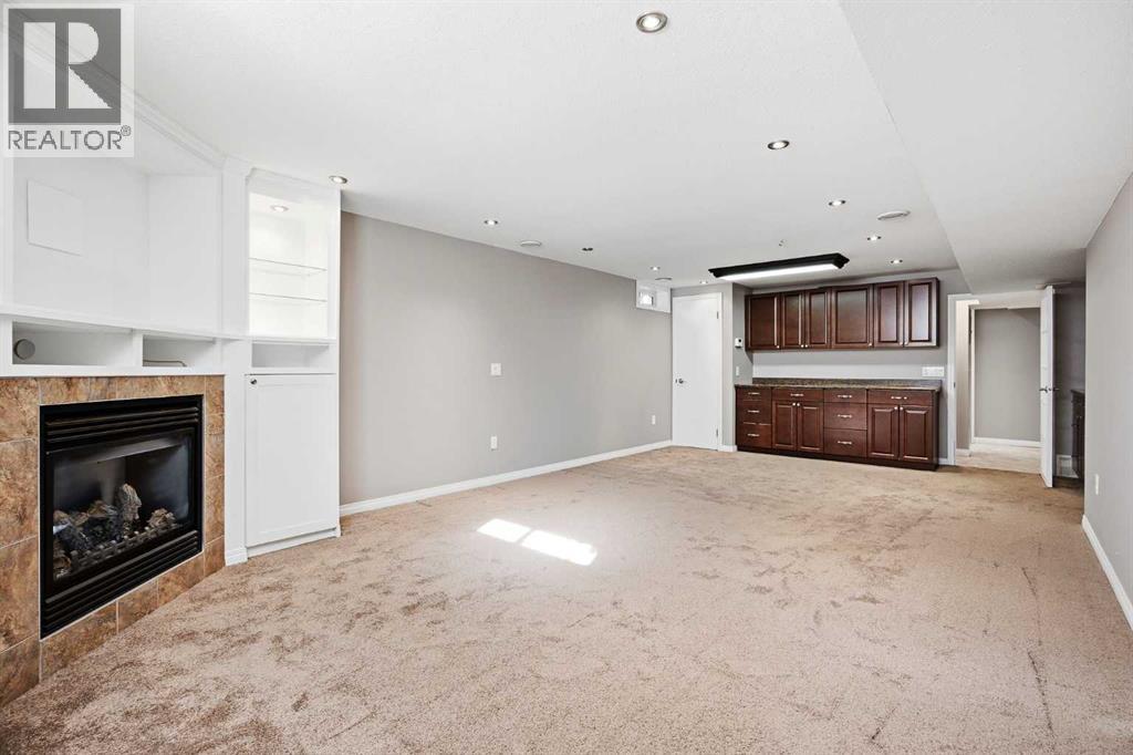 163 Westwood Drive Sw, Calgary, Alberta  T3C 2W2 - Photo 19 - A2351223