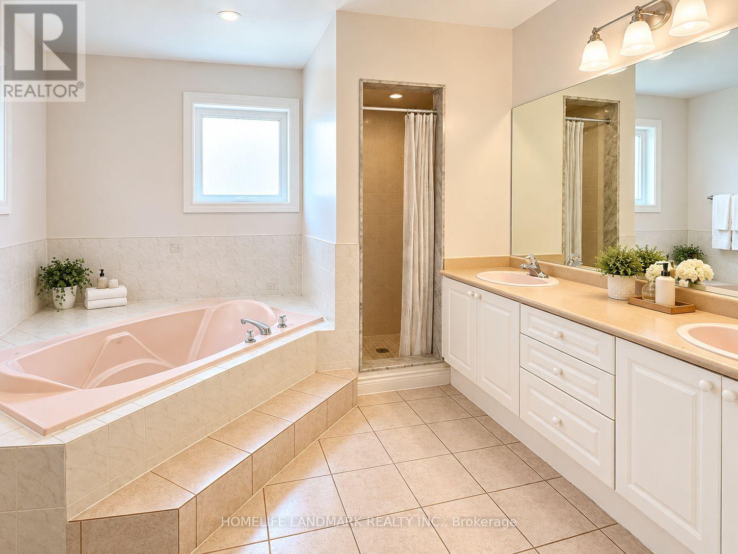 106 Fitzgerald Avenue, Markham (Unionville), Ontario  L3R 9Y9 - Photo 10 - N14114196