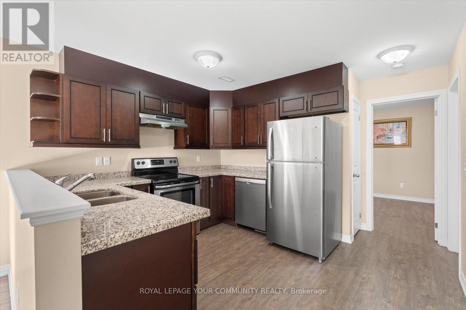 # 3 - 443 Timothy Street, Newmarket, Ontario  L3Y 1P7 - Photo 4 - N14114214