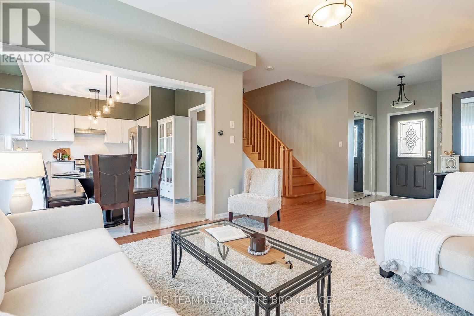 36 Connaught Lane, Barrie (Innis-Shore), Ontario  L4M 0A6 - Photo 10 - S14114174