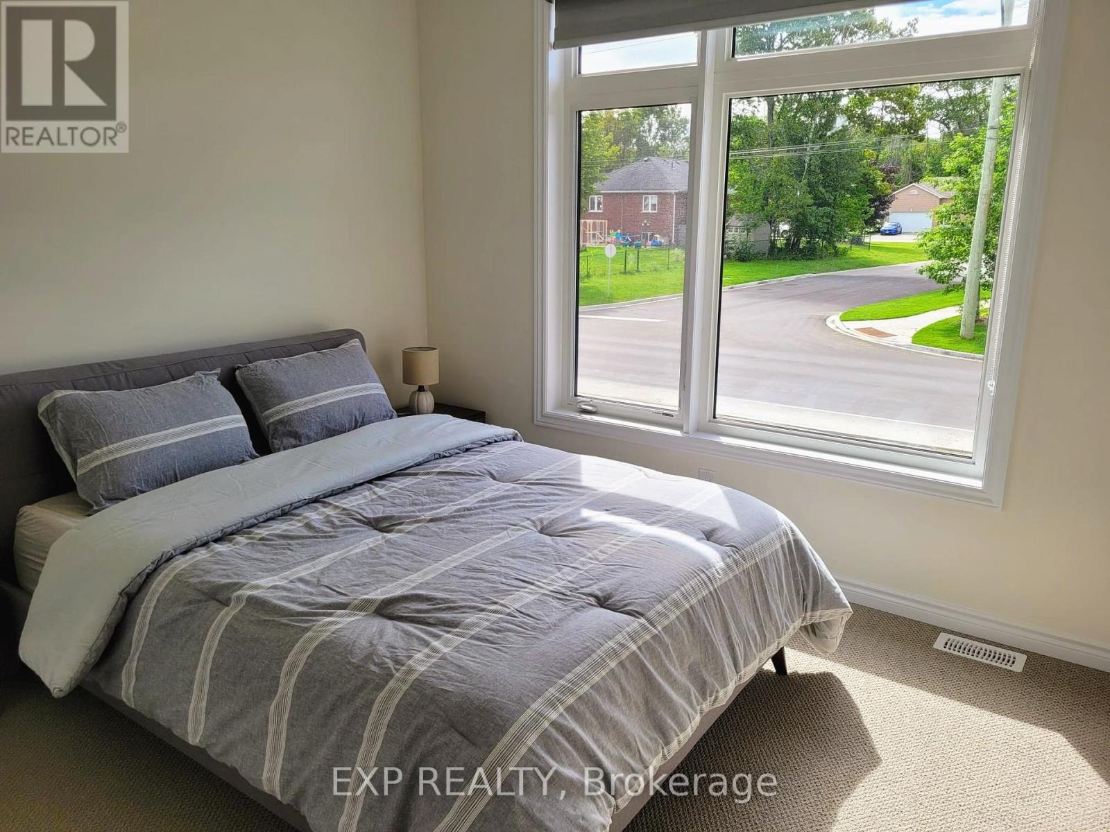 196 Ramblewood Drive, Wasaga Beach, Ontario  L9Z 0L6 - Photo 9 - S14114206