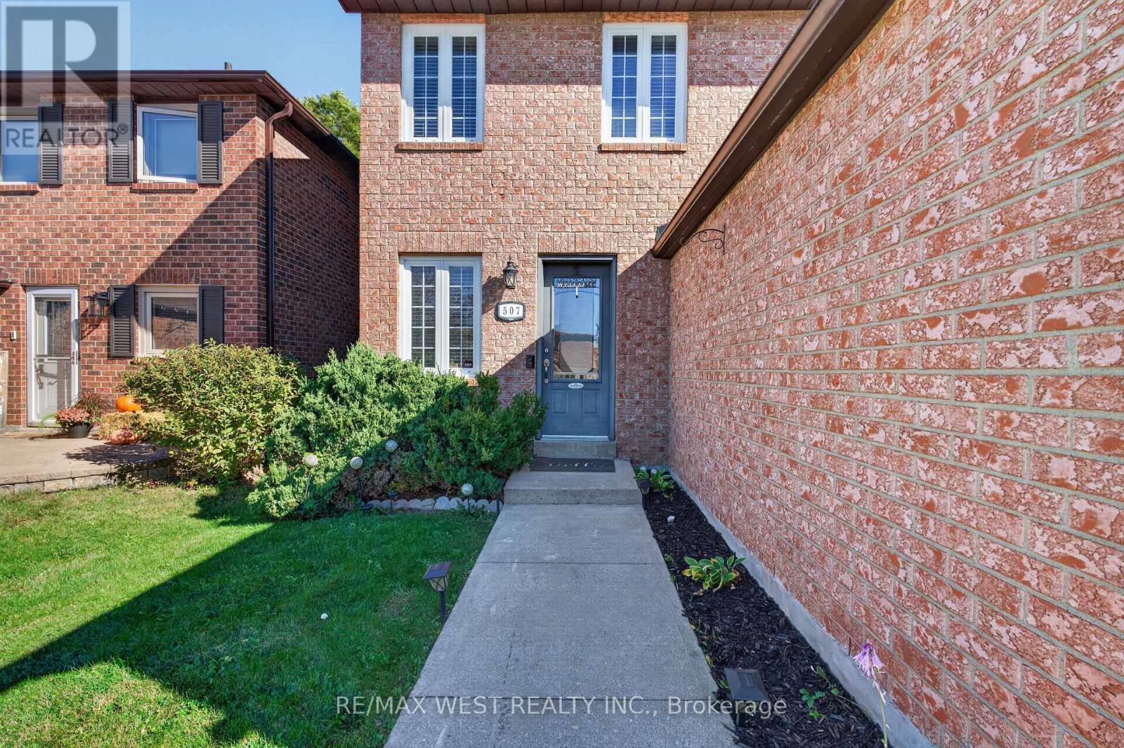 507 Alder Court, Pickering, Ontario  L1V 4T2 - Photo 45 - E14100460