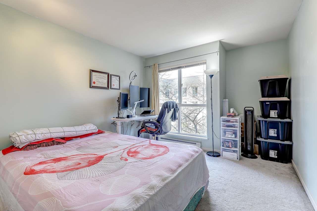 210 14980 101a Avenue, Surrey, British Columbia  V3R 0T1 - Photo 4 - R3178091