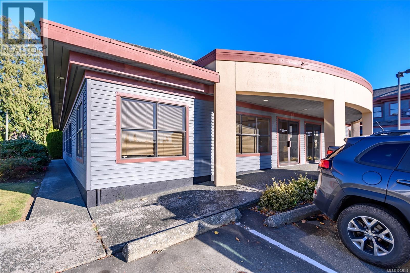 211c 750 Comox Rd, Courtenay, British Columbia  V9N 3P6 - Photo 4 - 1052815
