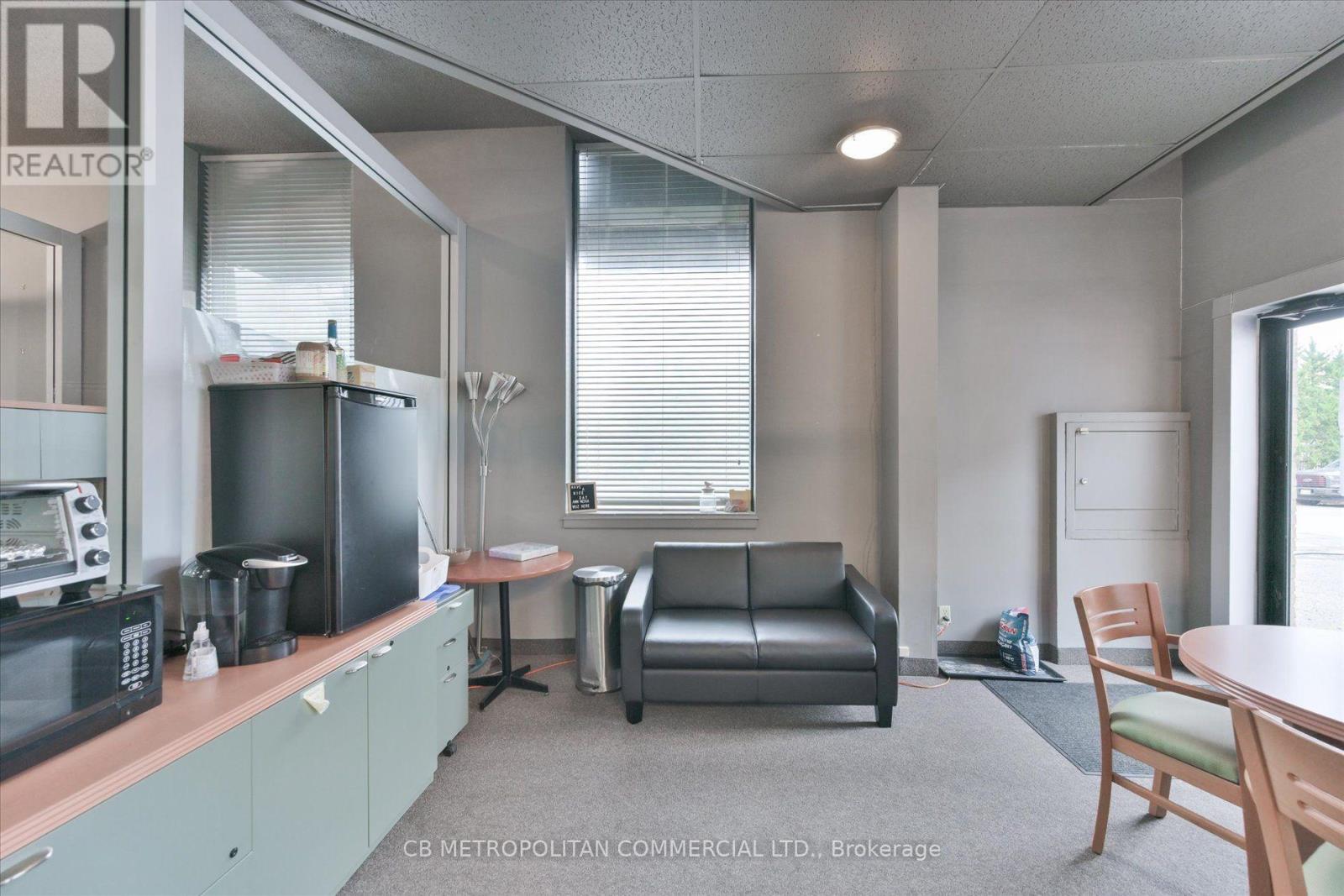 143 Laird Drive, Toronto, Ontario  M4G 3V6 - Photo 14 - C14114248