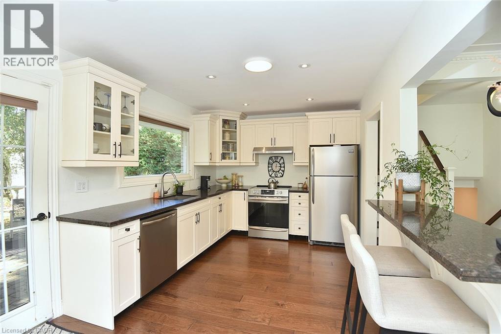 6 Bendemeer Street, Dundas, Ontario  L9H 3P1 - Photo 15 - 40873299