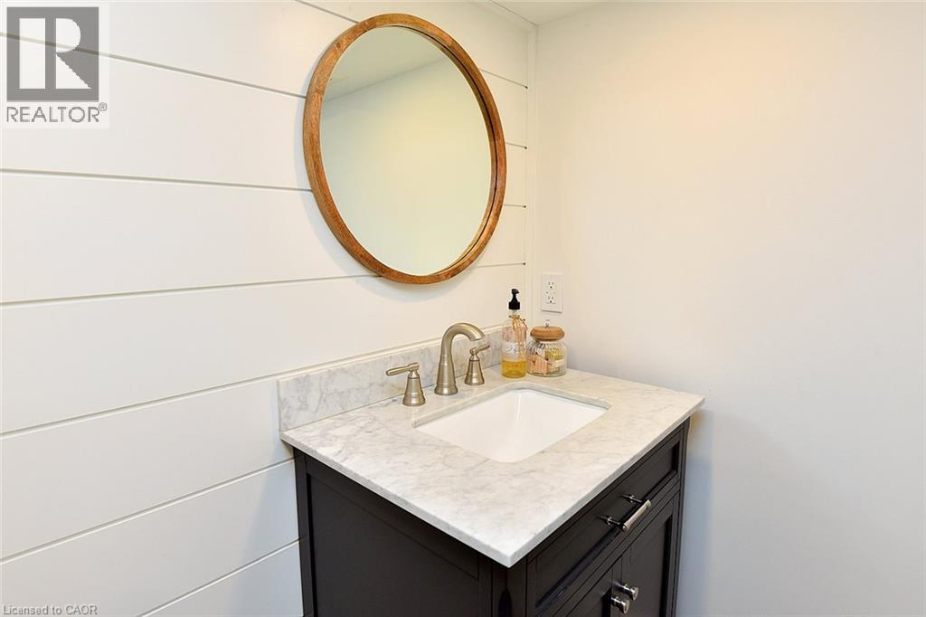 6 Bendemeer Street, Dundas, Ontario  L9H 3P1 - Photo 37 - 40873299