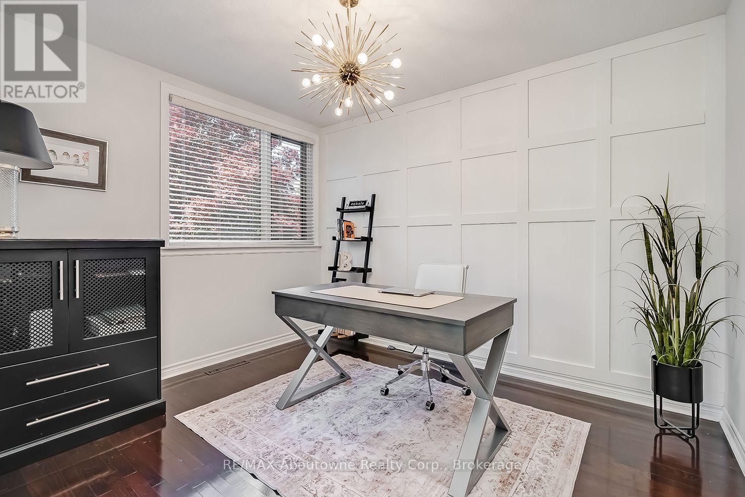 308 Cardinal Avenue, Burlington, Ontario  L7T 2N9 - Photo 19 - W14110864