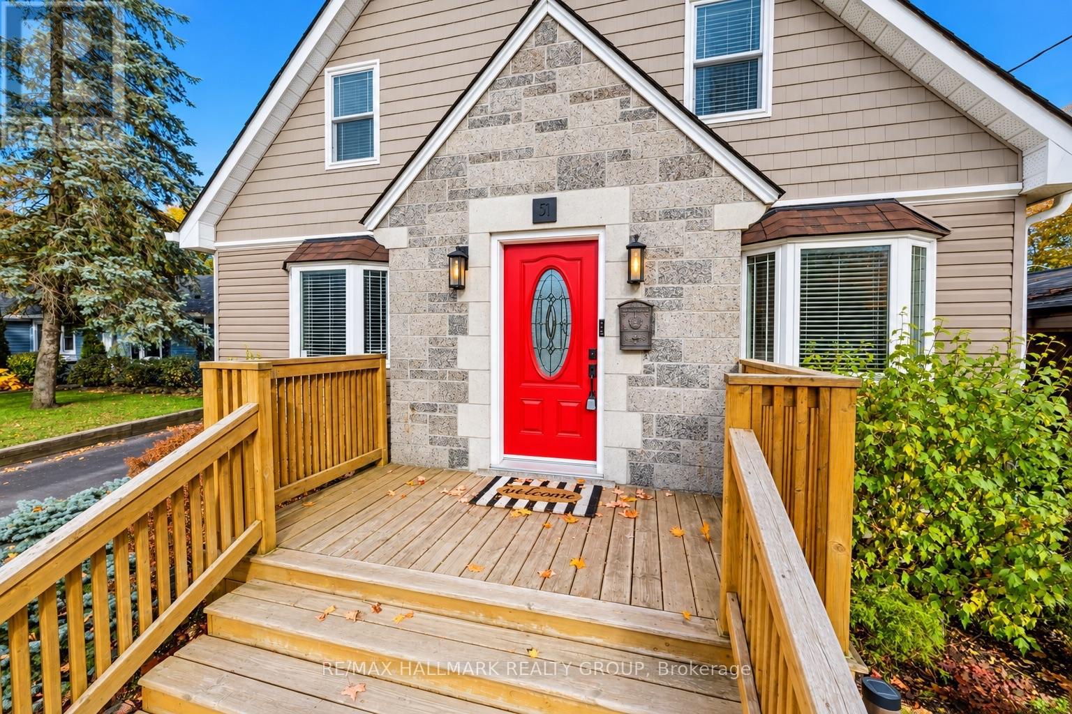51 North Augusta Road, Brockville, Ontario  K6V 2X5 - Photo 2 - X14114250