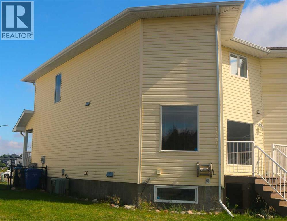 11 Northlands Crescent NE, Medicine Hat, Alberta  T1C 2A9 - Photo 24 - A2338719