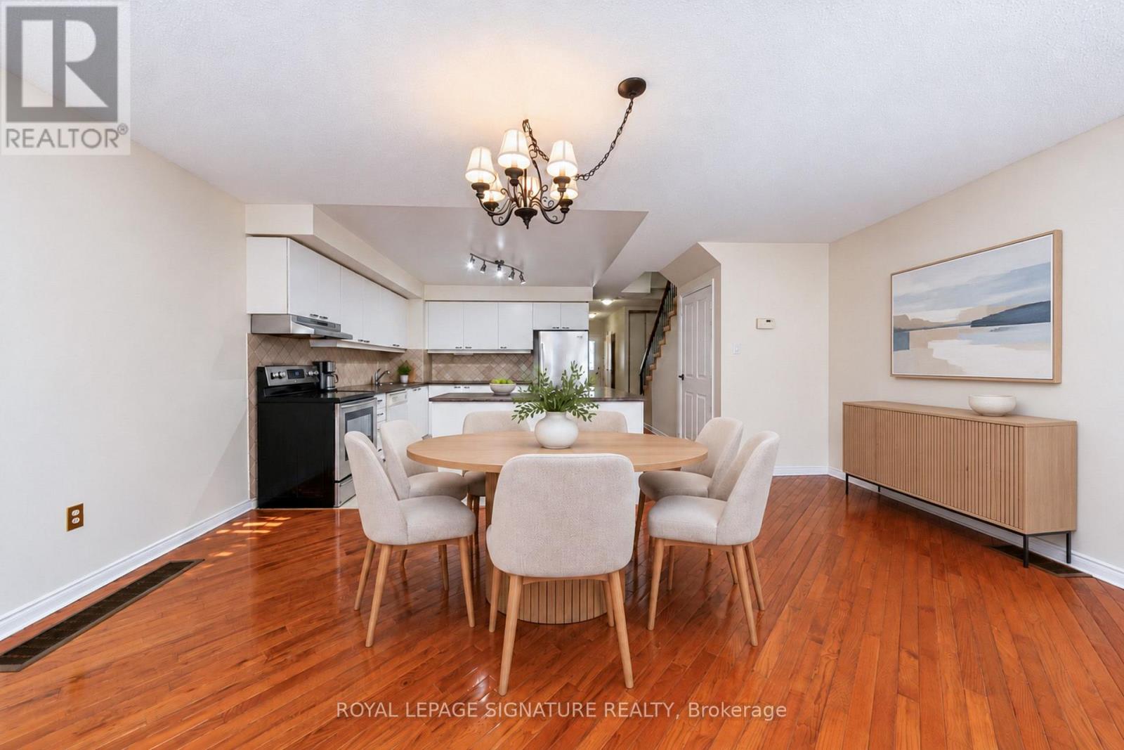 45 Augusta Court, Markham (Royal Orchard), Ontario  L3T 7K5 - Photo 15 - N14114268