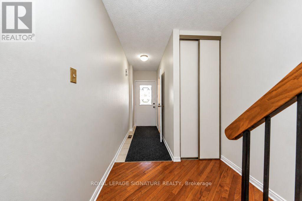 45 Augusta Court, Markham (Royal Orchard), Ontario  L3T 7K5 - Photo 2 - N14114268