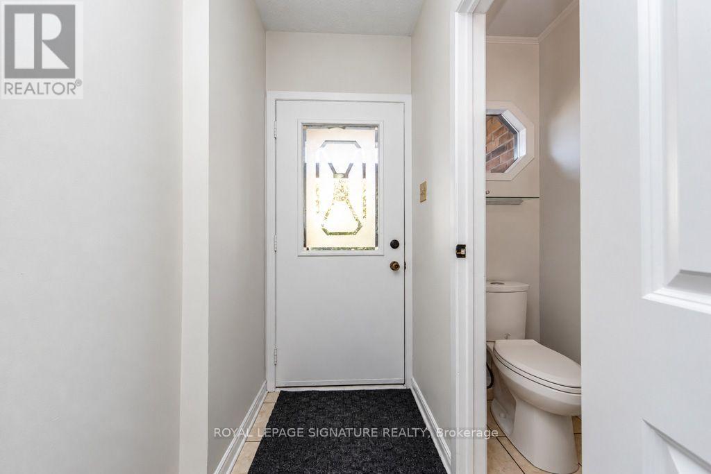 45 Augusta Court, Markham (Royal Orchard), Ontario  L3T 7K5 - Photo 3 - N14114268