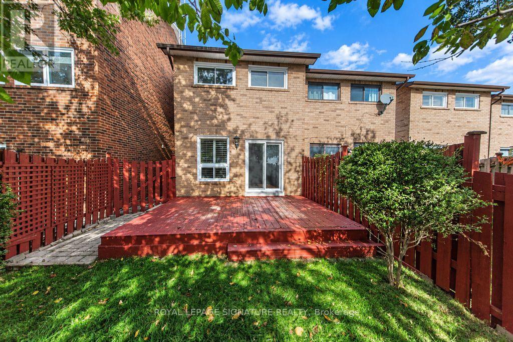 45 Augusta Court, Markham (Royal Orchard), Ontario  L3T 7K5 - Photo 34 - N14114268