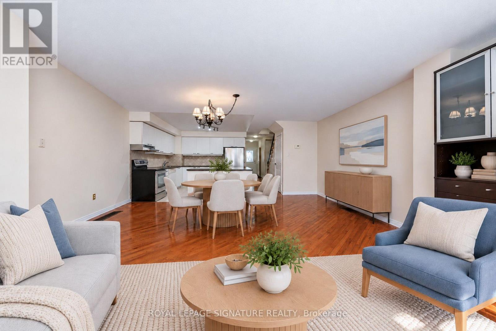 45 Augusta Court, Markham (Royal Orchard), Ontario  L3T 7K5 - Photo 9 - N14114268